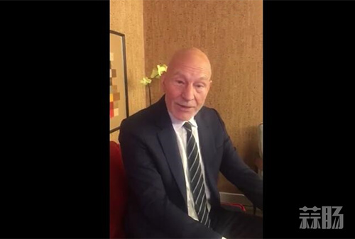 X教授帕特里克·斯圖爾特開微博 表示來中國宣傳《金剛狼3》很開心