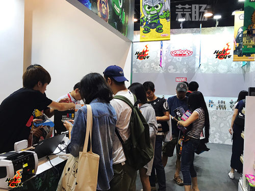 全球首個HOT TOYS COSBABY迷你珍 *** 偶互動樂園誕生 9.jpg