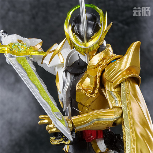 萬代推出SHF《假面騎士圣刃》假面騎士Espada阿蘭基那神燈形態