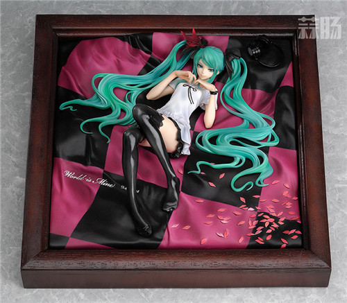 良笑社初音未來(lái)《世界第一的公主殿下》相框手辦二次再版