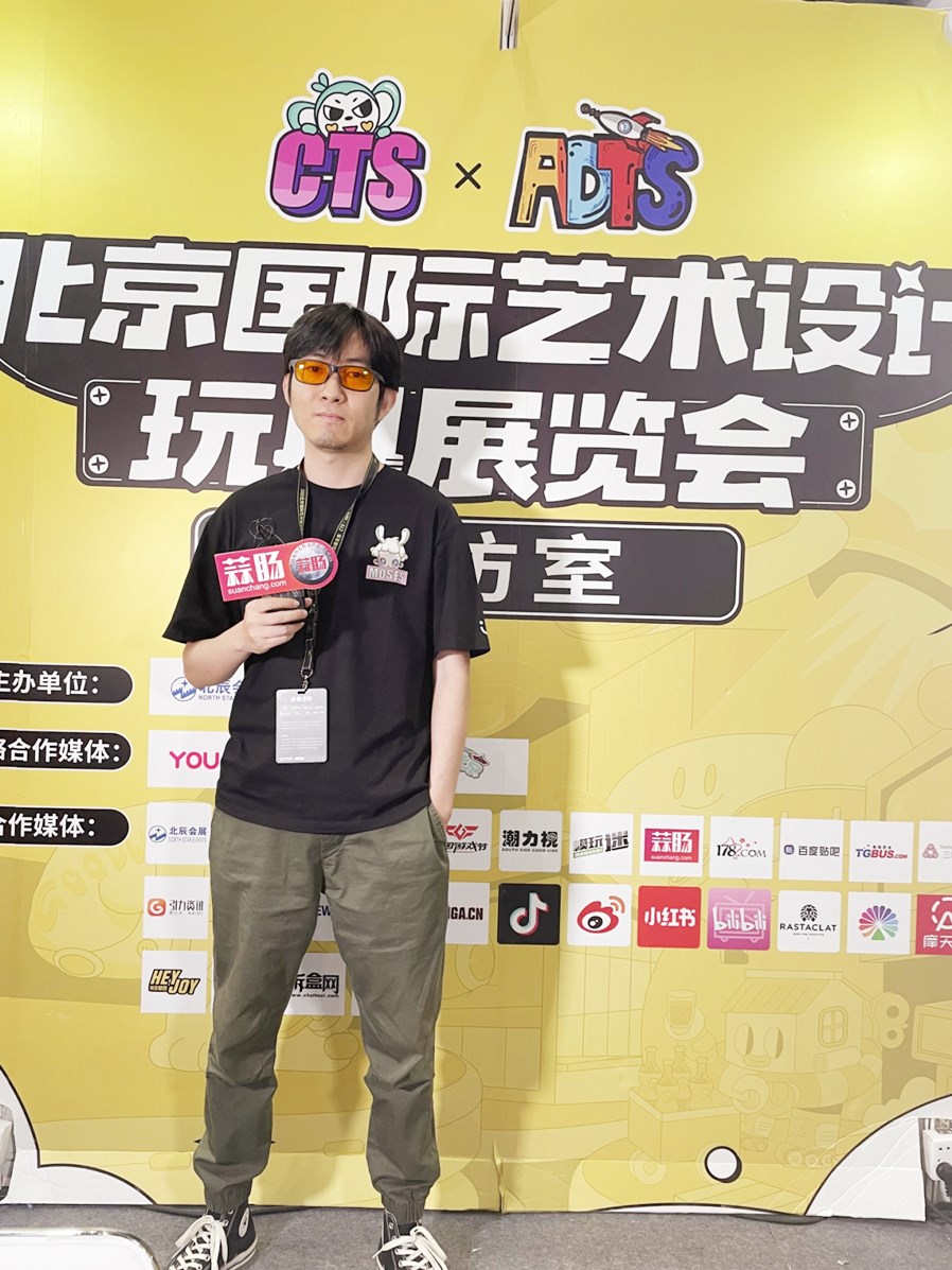 許震宇.jpg